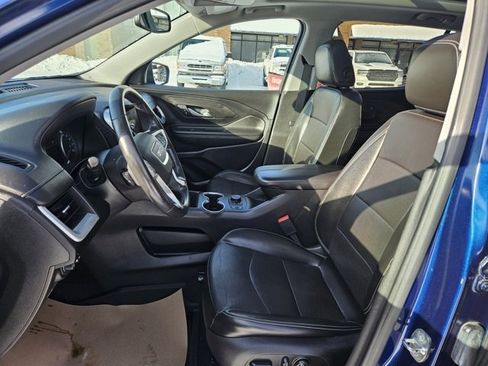 Used 2022 GMC Terrain SLT w/ LPO, Floor Liner Package image 22