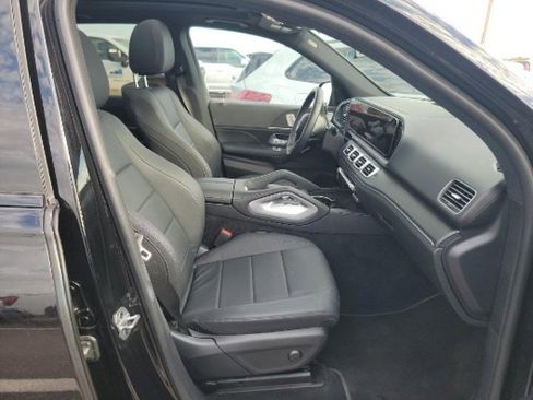 Used 2025 Mercedes-Benz GLE 350 4MATIC image 4