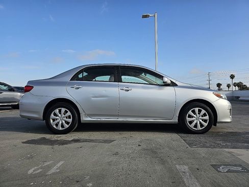 Used 2011 Toyota Corolla LE FWD image 10