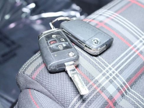 Used 2015 Volkswagen GTI S image 14