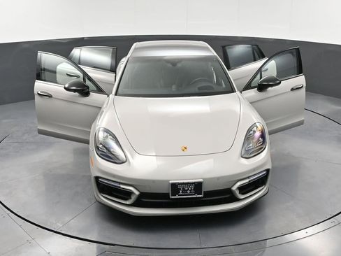Certified 2022 Porsche Panamera GTS AWD/4WD image 35