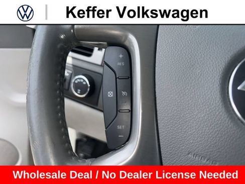 Used 2013 Chevrolet Suburban LT w/ Luxury Package AWD/4WD image 17