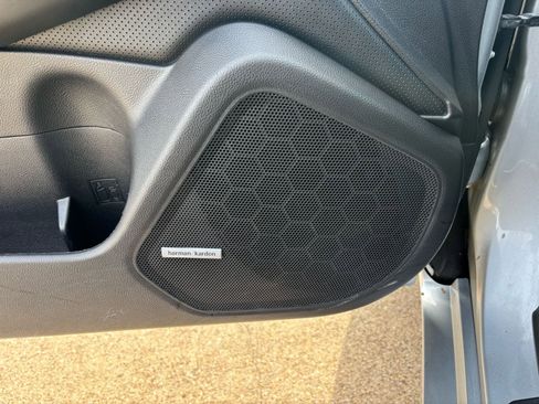 Used 2017 Subaru Legacy 3.6R Limited image 13