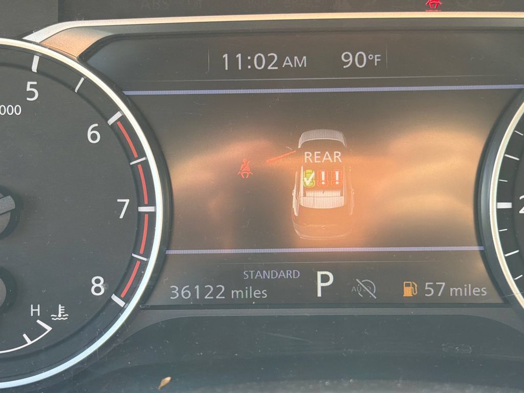 Used 2025 Nissan Rogue SV FWD image 27