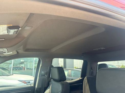Used 2023 GMC Sierra 1500 SLT AWD/4WD image 13