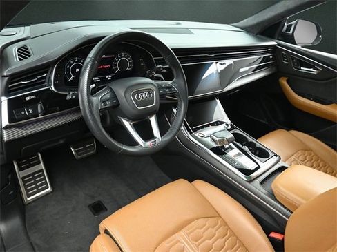 Used 2022 Audi RS Q8 w/ Luxury Package image 8