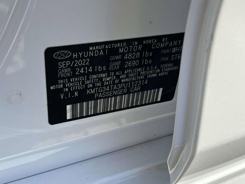 Used 2023 Genesis G70 2.0T w/ Sport Prestige Package image 26