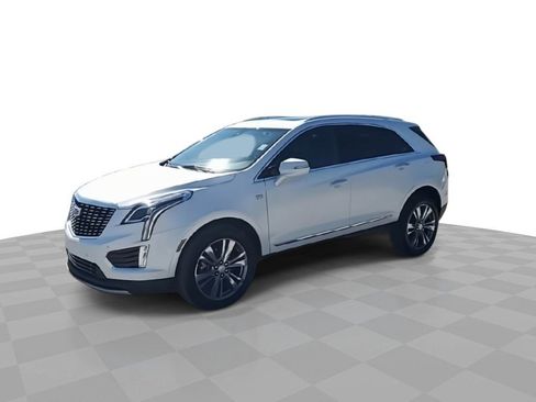 Used 2025 Cadillac XT5 Premium Luxury image 4