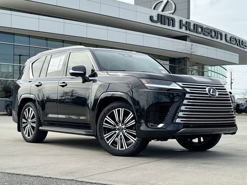 New 2026 Lexus LX 700h Luxury image 2