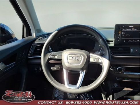 Used 2021 Audi Q5 e Premium Plus w/ Premium Plus Package AWD/4WD image 24