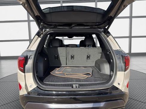 New 2026 GMC Terrain AT4 w/ Convenience Package III image 42