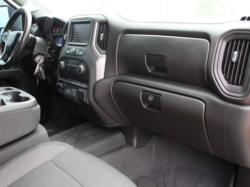 Used 2023 Chevrolet Silverado 2500 Custom w/ Custom Value Package AWD/4WD image 17
