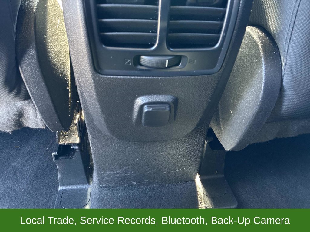 Used 2017 Ford Escape SE FWD image 16