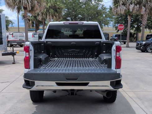 Used 2024 Chevrolet Silverado 2500 LT AWD/4WD image 23