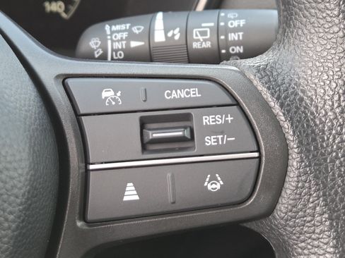 Used 2024 Honda CR-V EX image 6