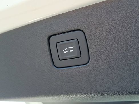 New 2026 Buick Envista Sport Touring w/ Convenience I Package FWD image 9