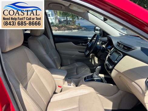 Used 2017 Nissan Rogue SL AWD/4WD image 22
