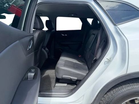 Used 2024 Chevrolet Blazer LT AWD/4WD image 28