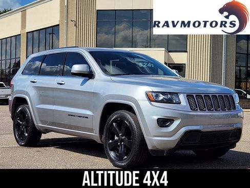 Used 2015 Jeep Grand Cherokee Altitude AWD/4WD image 1