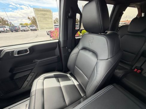 New 2026 Ford Bronco Outer Banks AWD/4WD image 33