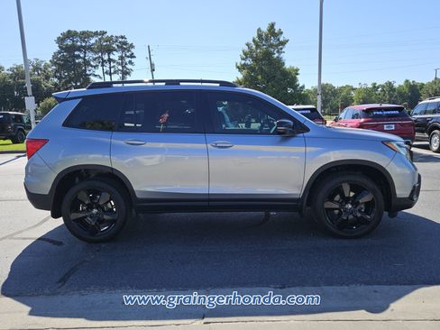 Used 2021 Honda Passport Elite image 6