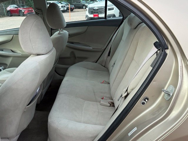 Used 2010 Toyota Corolla LE FWD image 12