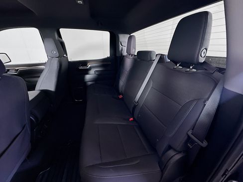 Used 2023 Chevrolet Silverado 1500 LT image 25