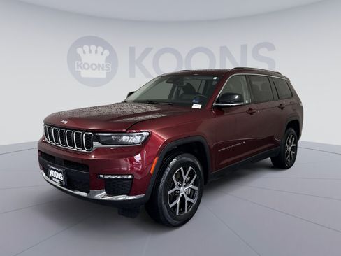 Used 2023 Jeep Grand Cherokee L Limited AWD/4WD image 1