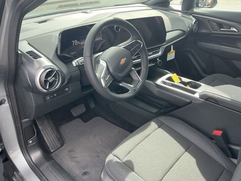 New 2026 Chevrolet Equinox EV LT image 11
