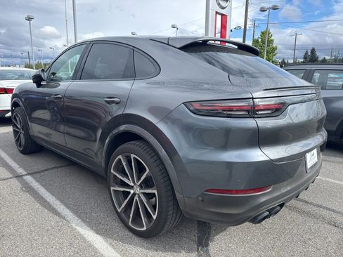 Used 2021 Porsche Cayenne Coupe w/ Premium Package AWD/4WD image 8