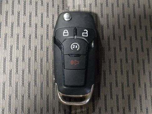 Used 2018 Ford F150 XLT w/ Equipment Group 302A Luxury AWD/4WD image 32