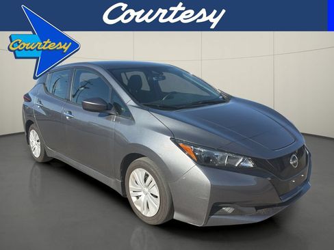 Used 2025 Nissan Leaf S FWD image 1