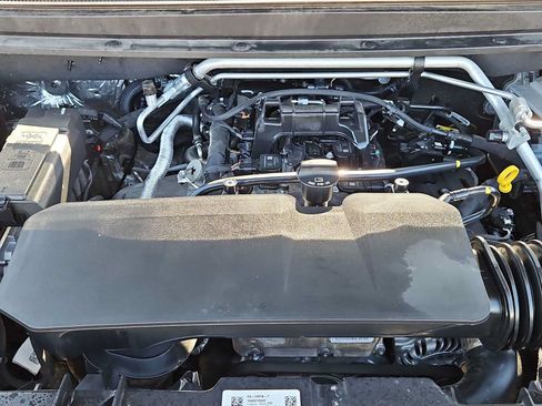 Used 2026 Chevrolet Colorado LT w/ LT Convenience Package RWD image 13