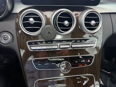 Used 2020 Mercedes-Benz C 300 Sedan image 22