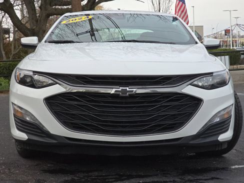 Used 2024 Chevrolet Malibu LT w/ Sport Edition image 13