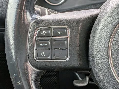 Used 2015 Jeep Wrangler Unlimited Rubicon w/ Dual Top Group AWD/4WD image 18