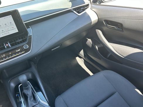 Used 2023 Toyota Corolla LE FWD image 17