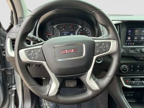 Used 2024 GMC Terrain SLE AWD/4WD image 26