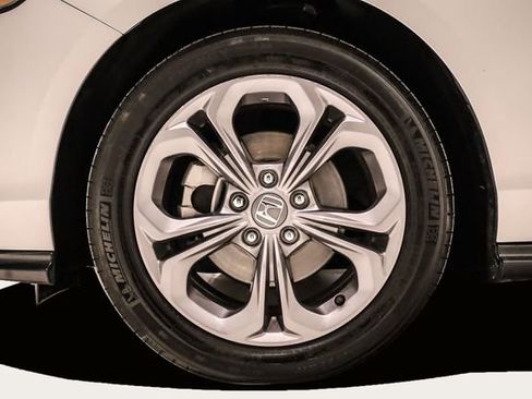 Used 2024 Honda Accord EX image 8