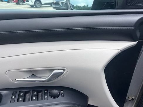 Used 2025 Hyundai Tucson SEL FWD image 11