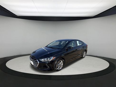 Used 2017 Hyundai Elantra Value Edition image 3