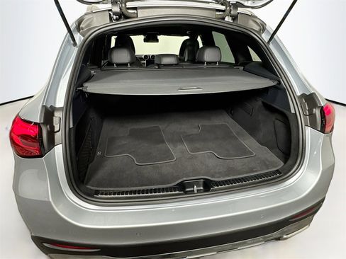 Used 2023 Mercedes-Benz GLC 300 4MATIC image 23