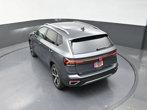 New 2025 Volkswagen Taos SEL image 15