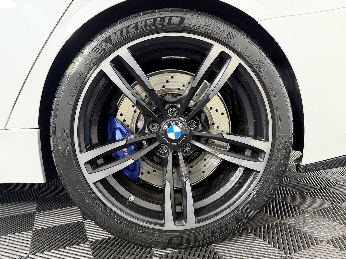 Used 2015 BMW M3 w/ Executive Package RWD image 33