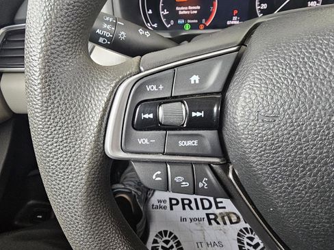 Used 2018 Honda Accord LX image 22