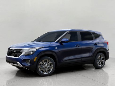 Used 2026 Kia Seltos LX AWD/4WD image 4