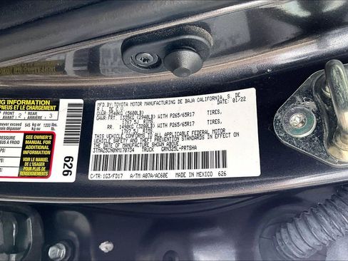 Certified 2022 Toyota Tacoma TRD Sport w/ Technology Package image 20