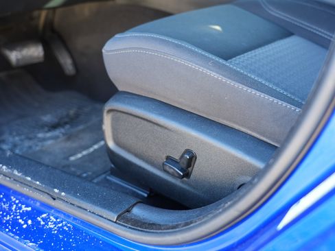 Used 2019 Dodge Charger SXT w/ Blacktop Package image 15