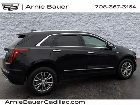 Certified 2023 Cadillac XT5 Premium Luxury image 6