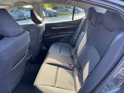 Used 2025 Toyota Camry LE image 19